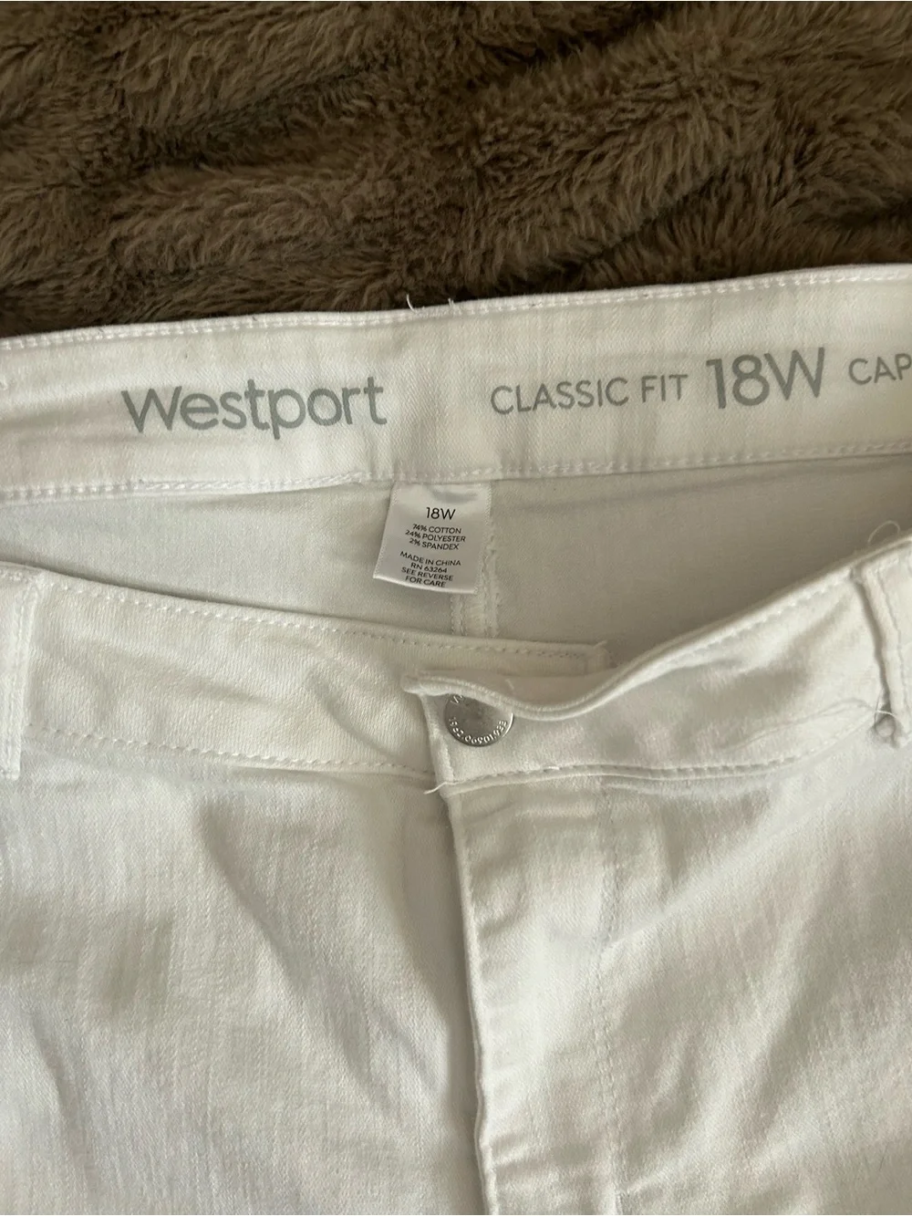 Westport White Stretch Capri Jeans